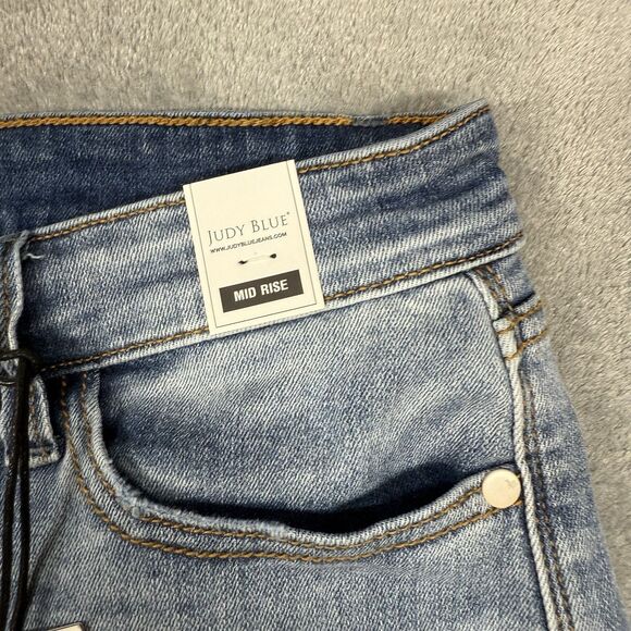 Judy Blue Jeans Shorts Women’s XL Blue Denim Mid-Rise Light Wash JB15251MD - Picture 4 of 9